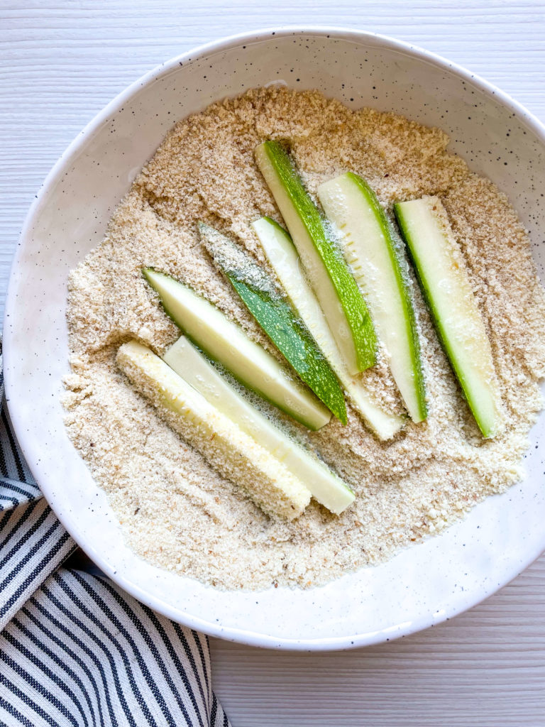 How to Make Crispy Keto Zucchini Fries in Air Fryer