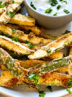 KETO AIR FRYER ZUCCHINI FRIES