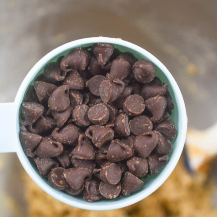 Mini chocolate chips for air fryer banana bread cookies