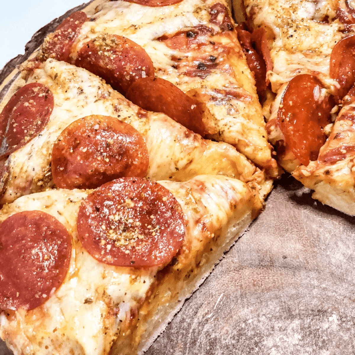 Air Fryer Copycat Pizza Hut Pan Pizza