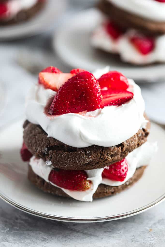 chocolate-strawberry-shortcake-heros-10