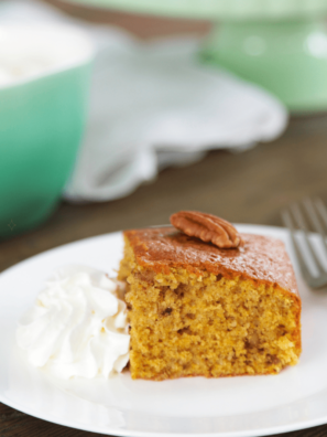 Air Fryer Pumpkin Cake