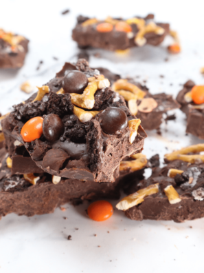 Air-Fryer-Candy-Bark