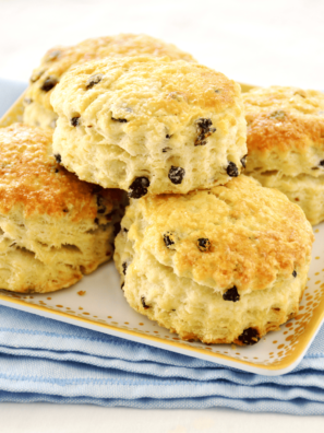 Air-Fryer-Currant-Scones