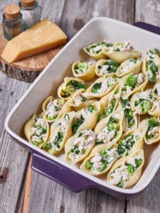 Broccoli_Chicken_Alfredo_Shells_IP_11