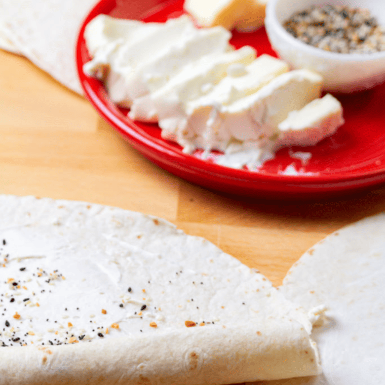 Ingredients Needed For Air Fryer Everything Bagel Roll-Ups