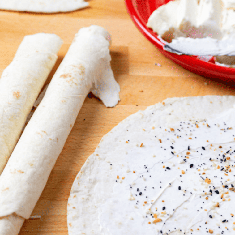 Air Fryer Everything Bagel Roll-Ups (4)