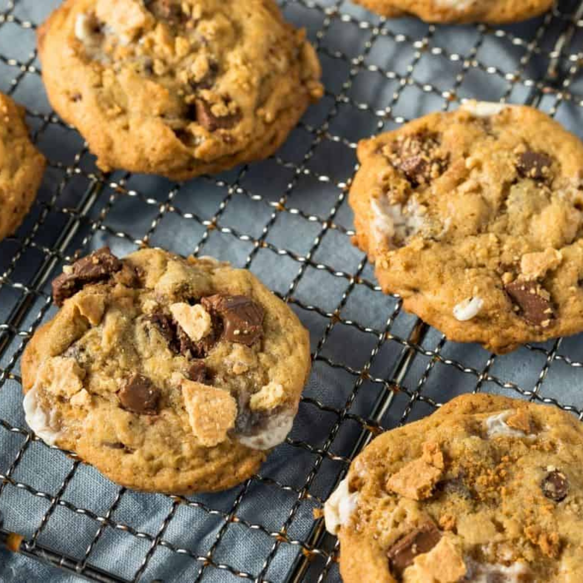 Air Fryer S'mores Cookies