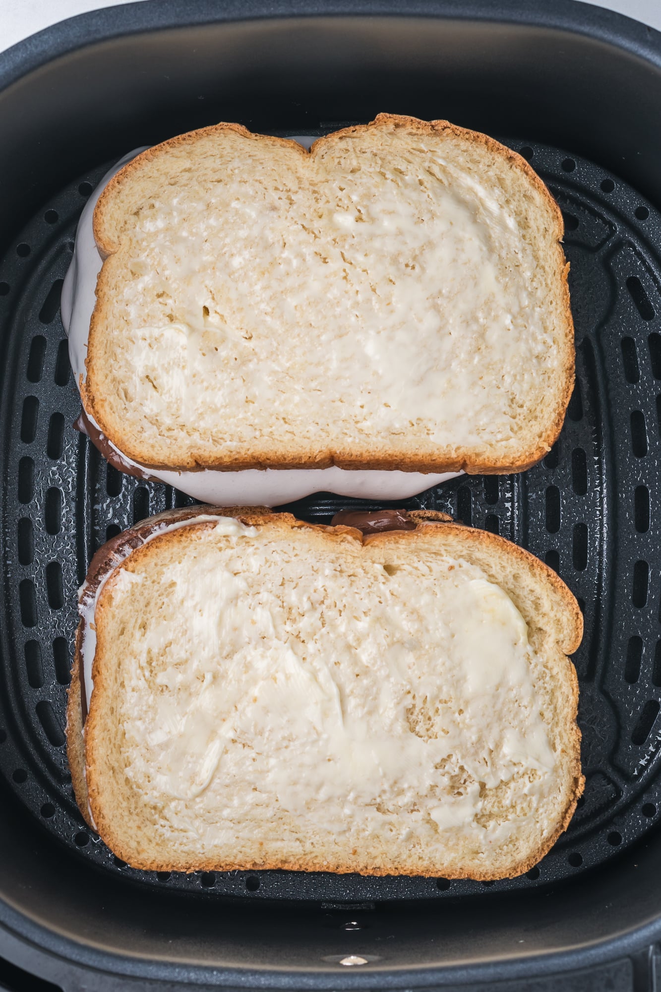 Air Fryer Fluffernutter Sandwich