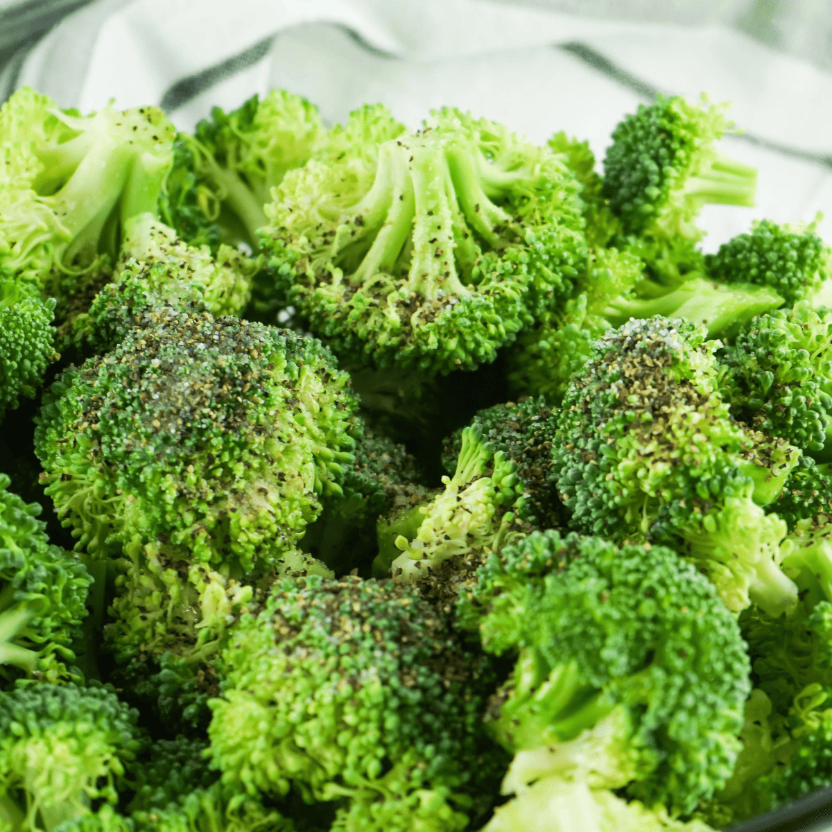 Air Fryer Broccoli With Ranch Seasoning