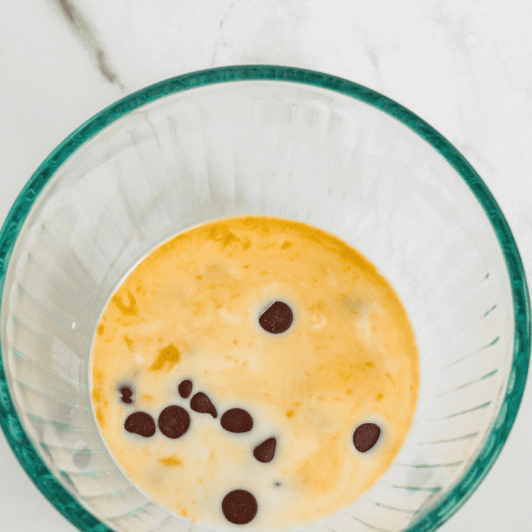 Air Fryer Pumpkin Lava Cake (3)