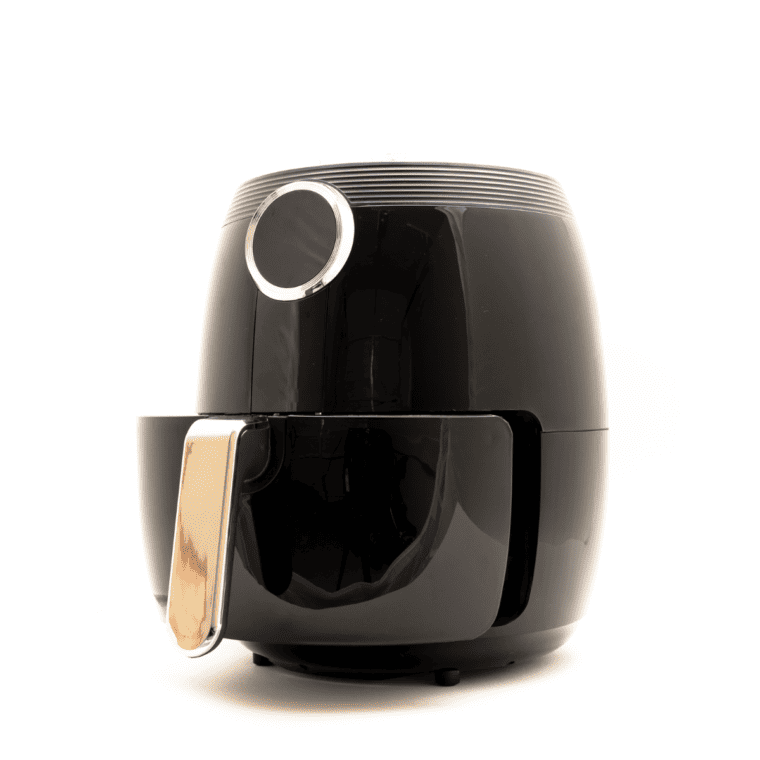 Air fryer vs. deep fryer: which one should you choose? We put them to the test in a head-to-head showdown to determine which fryer produces the best French fries!