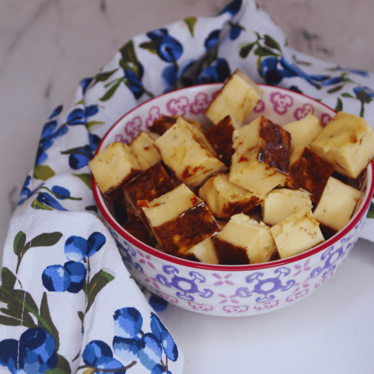 Cut the bread cheese into cubes.