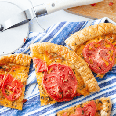 Air Fryer Rustic Tomato Pie