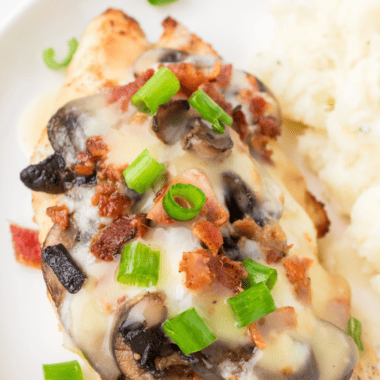 Air Fryer Texas Roadhouse Smothered Chicken