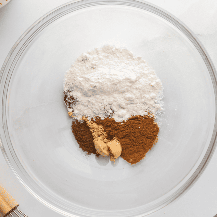 Step-by-step setup for making gingerbread ice cream in the Ninja Creami