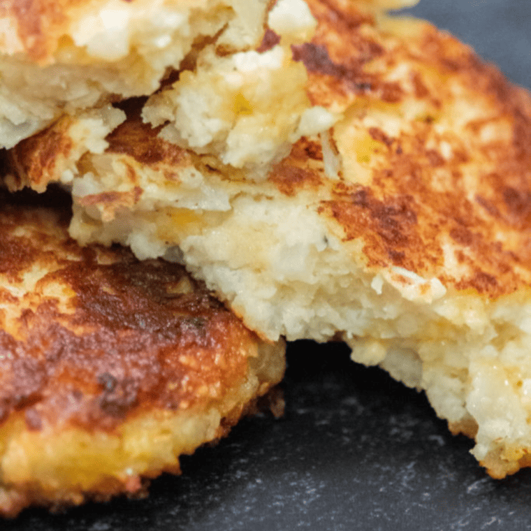 Air Fryer cauliflower Fritters