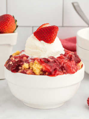 Air Fryer Strawberry Dump Cake