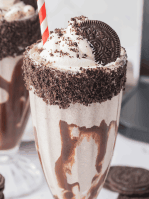 Easy Ninja Creami Oreo Milkshake