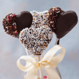 Easy Valentine's Day Cake Pops