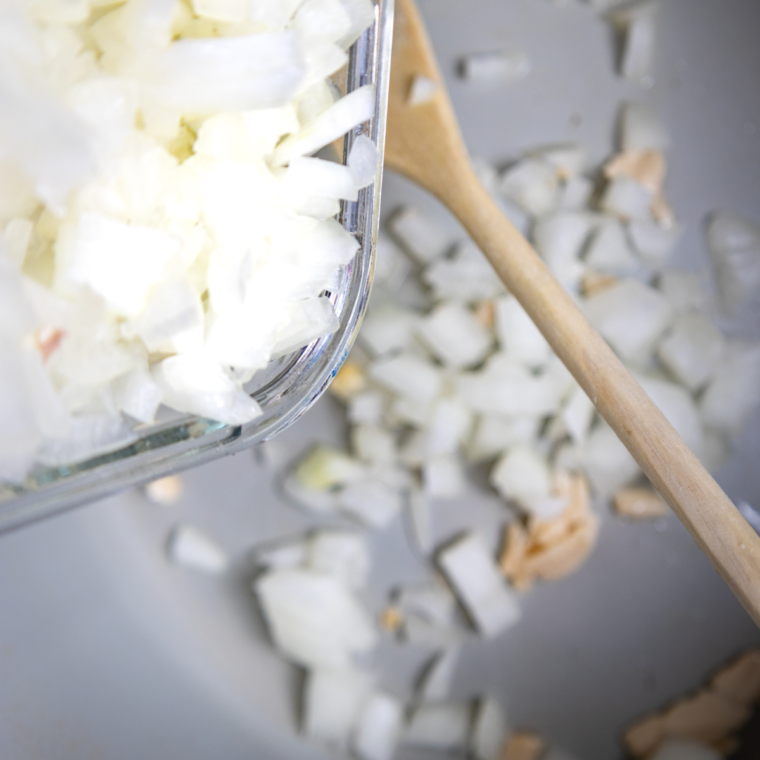 How To Make Ninja Foodi Copycat Cheesecake Factory Chicken & Rice Soup