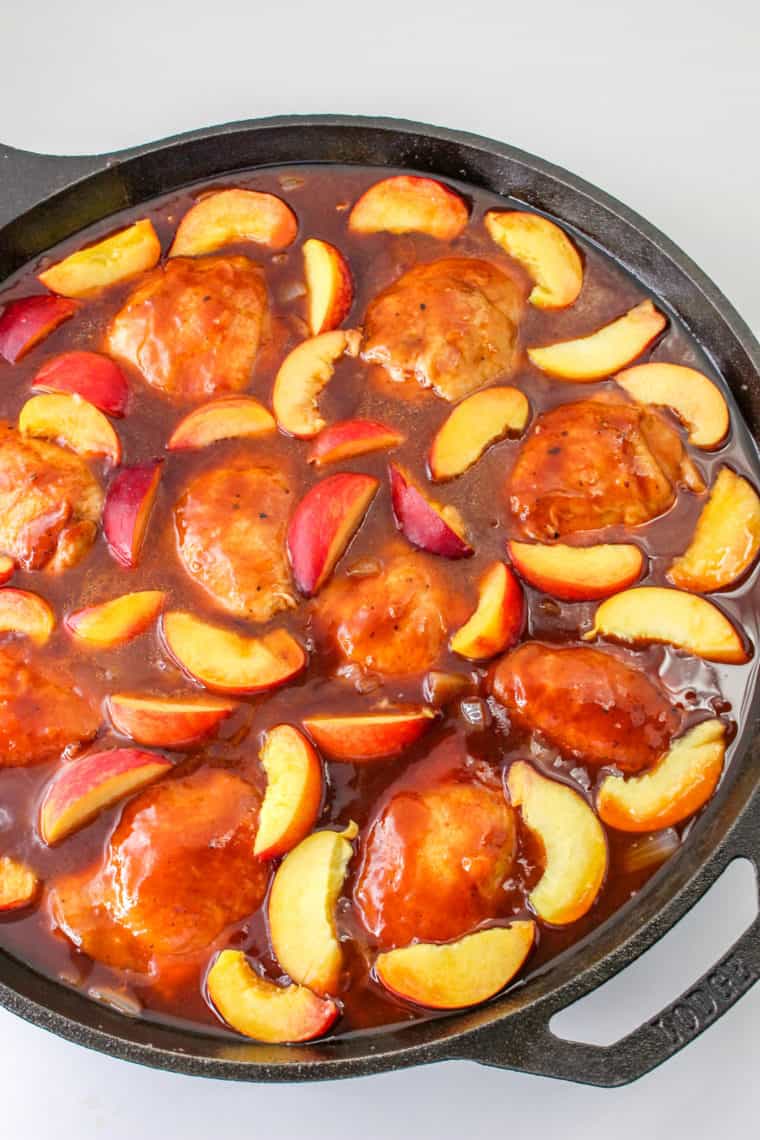 Copycat Pioneer Woman’s Peach-Whiskey Chicken Recipe