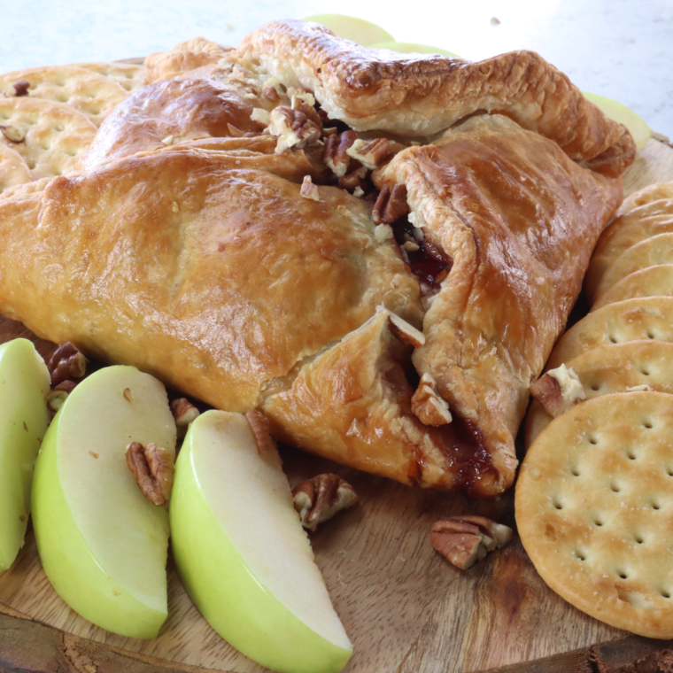 Baked Brie in Puff Pastry