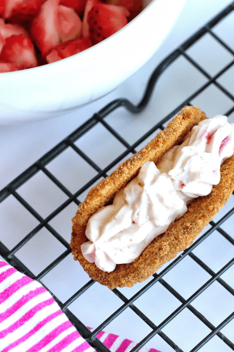 Air Fryer Cherry Cheesecake Tacos