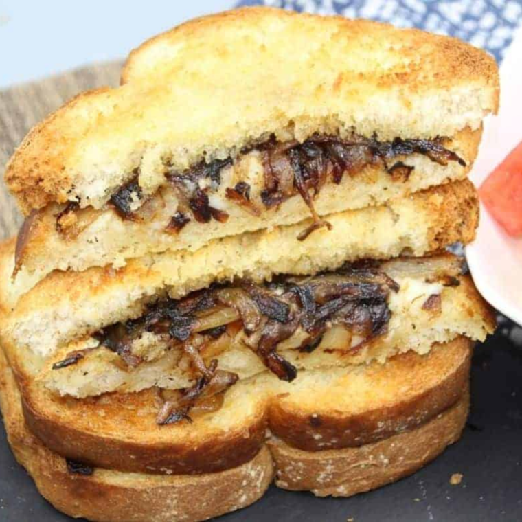 french onion grilled cheese
