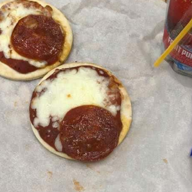 Air Fryer Pizza Lunchables