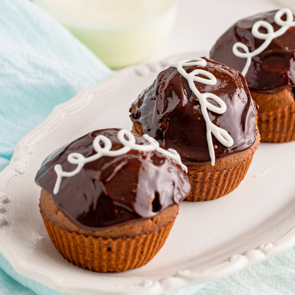 air-fryer-copycat-hostess-cupcakes-10