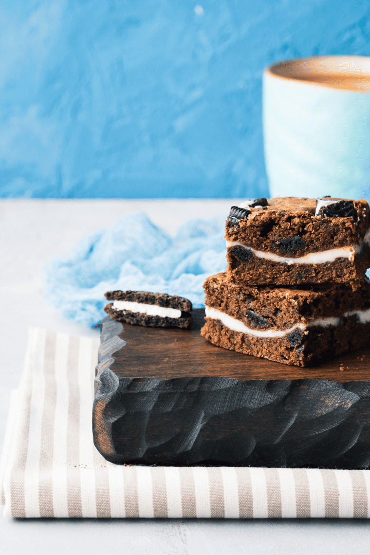 Air Fryer Cookies & Cream Brownies