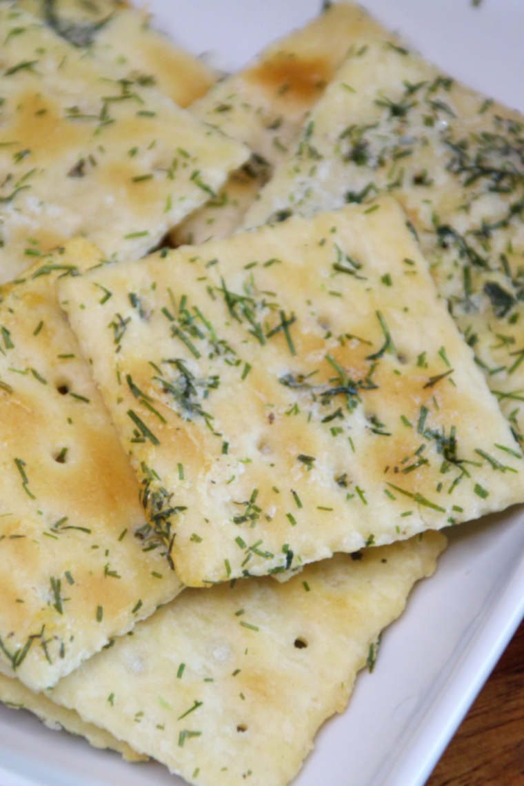 Air Fryer Dill Pickle Saltines