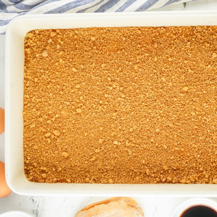 Air Fryer Honey Bun Cake
