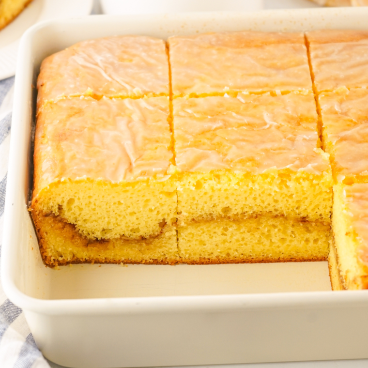 Air Fryer Honey Bun Cake