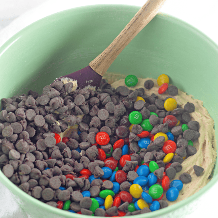 Air Fryer M&M Brownie Bars