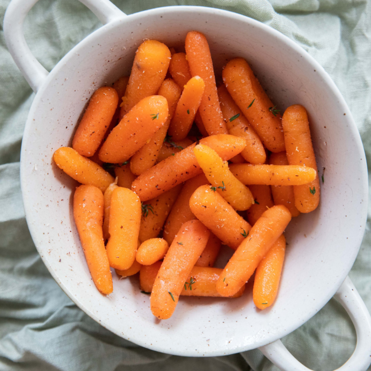 Finished Air Fryer Ranch Carrots on a Plate: A final image displaying the perfectly cooked Air Fryer Ranch Carrots served on a plate.