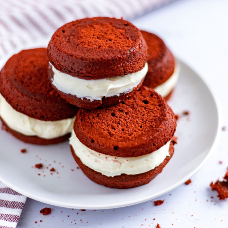 Air Fryer Red Velvet Whoopie Pies