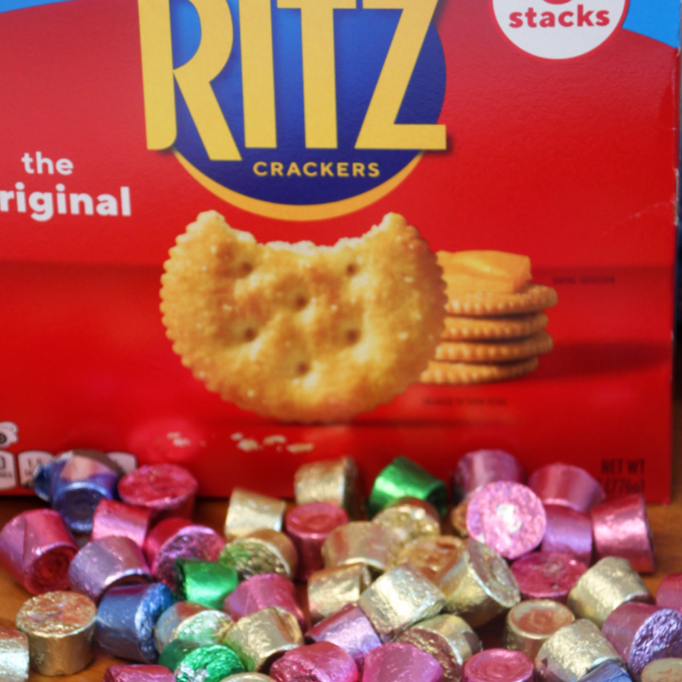 Air Fryer Rolo Stuffed Ritz Crackers