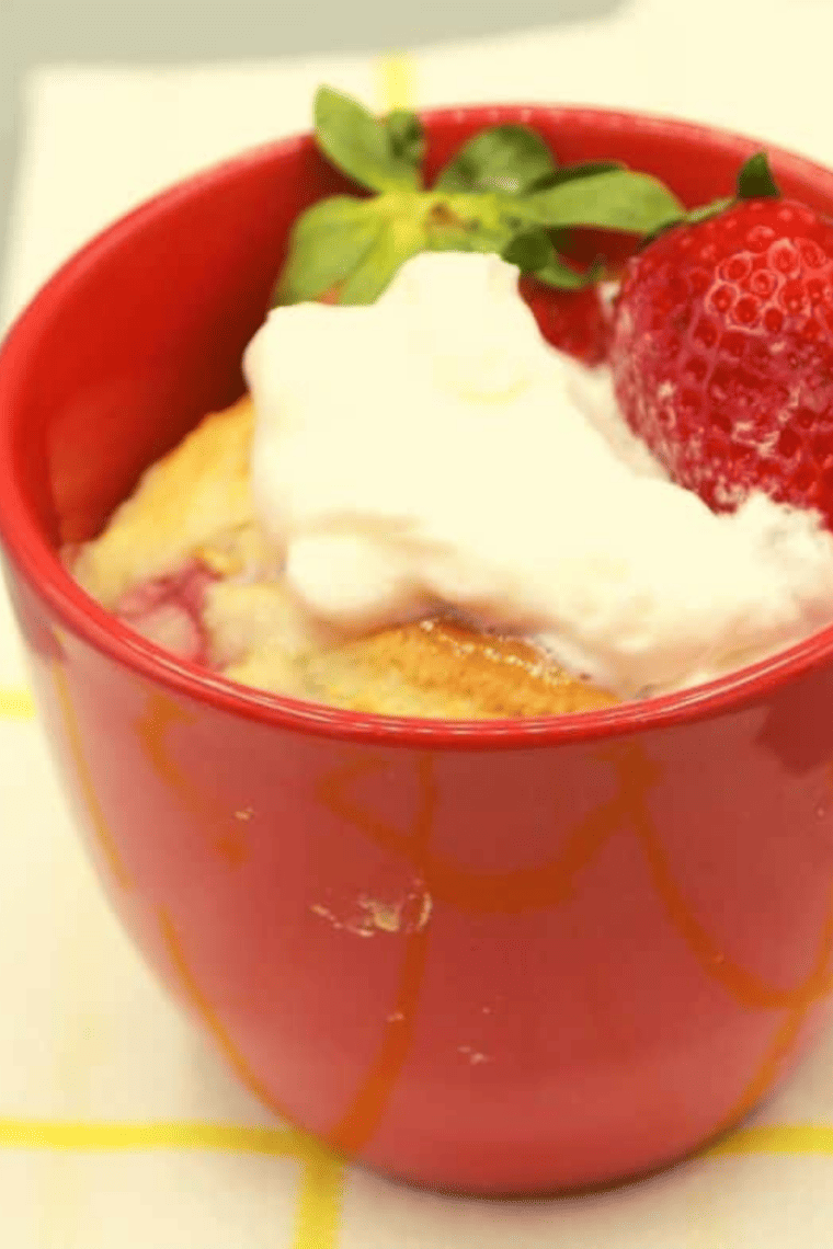 Air Fryer Strawberry & Cream Mug Cake