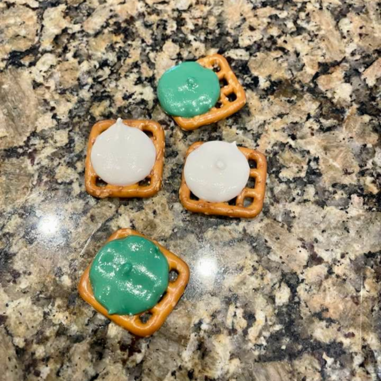 Easy Air Fryer St. Patrick’s Day Pretzel Bites