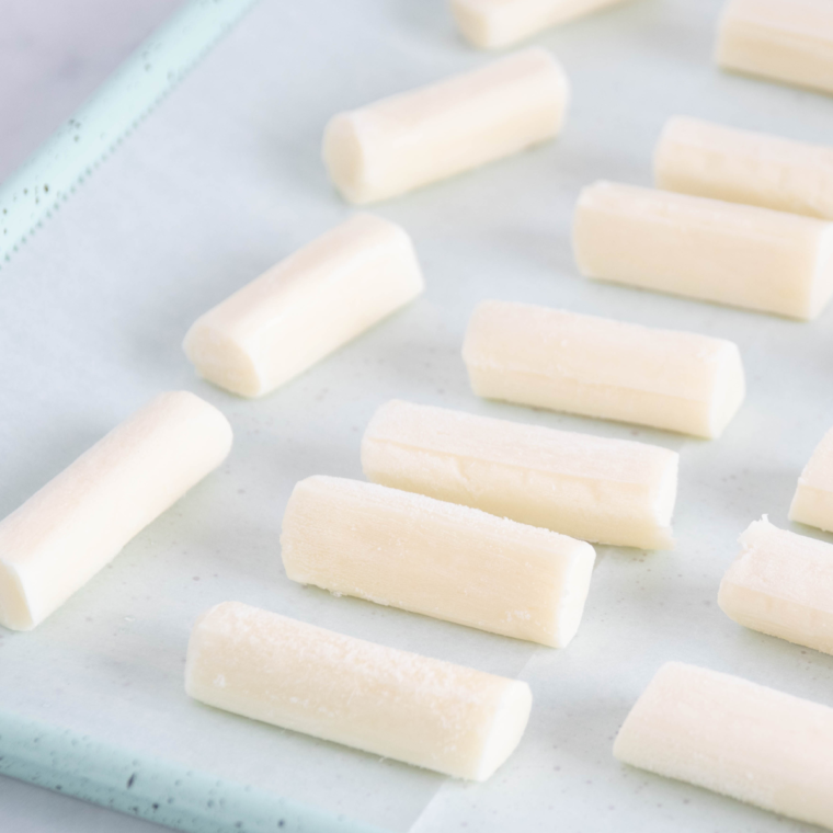 How To Make Low-Carb Mozzarella Sticks Air Fryer
