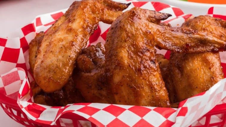KFC Honey BBQ Wings served in tray