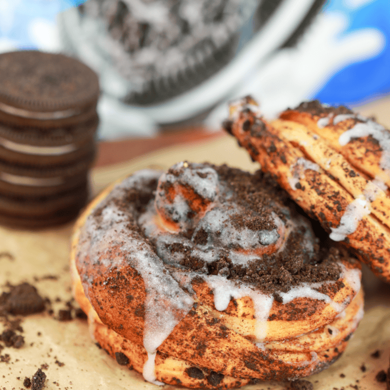 Air Fryer Oreo Cinnamon Rolls