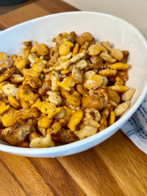 Air Fryer Ranch Goldfish Snack Mix