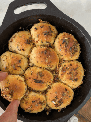 Air-Fryer-Yeast-Rolls