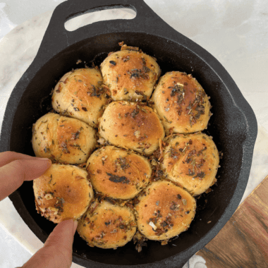 Air-Fryer-Yeast-Rolls