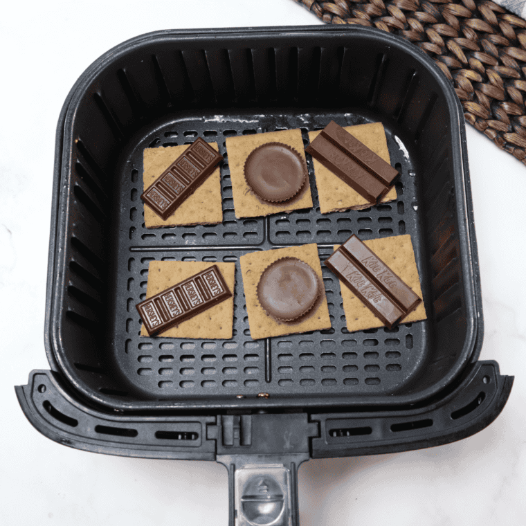 Air Fryer Candy S'mores