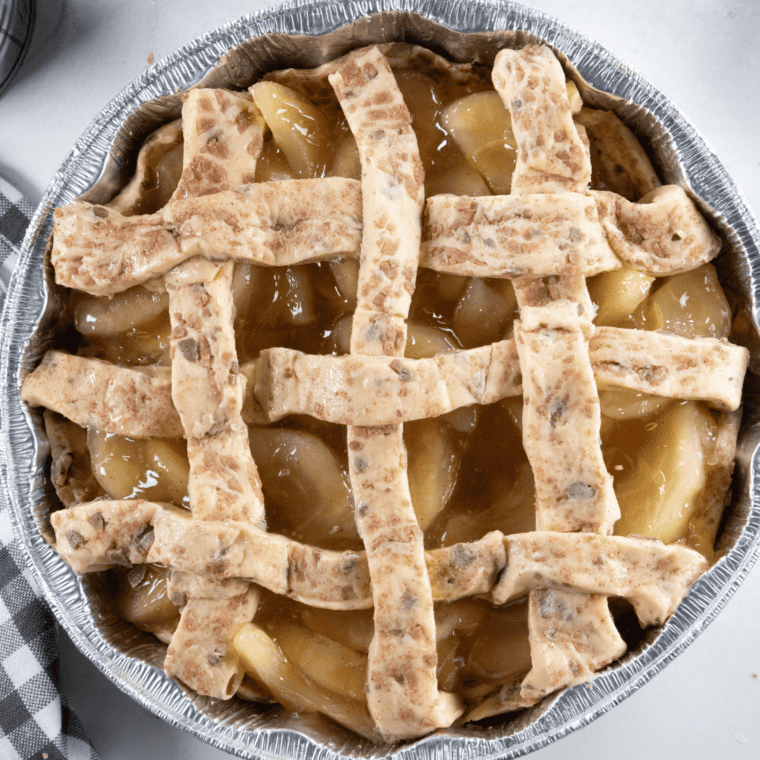 Cracker Barrel Cinnamon Roll Pie
