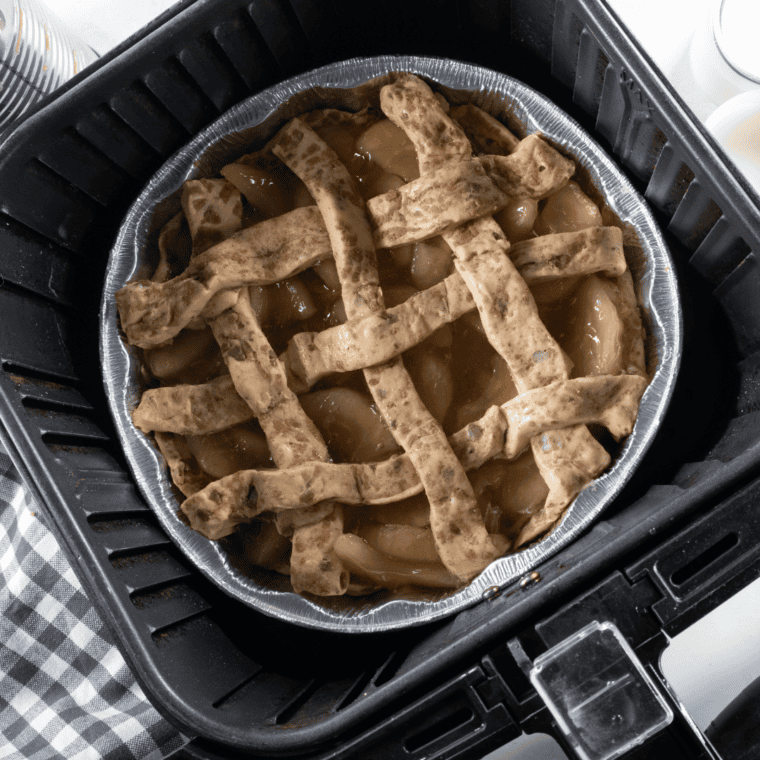 Cracker Barrel Cinnamon Roll Pie
